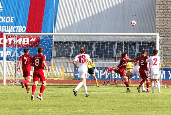 "Локомотив" Лск - "Губкин" - 1:0