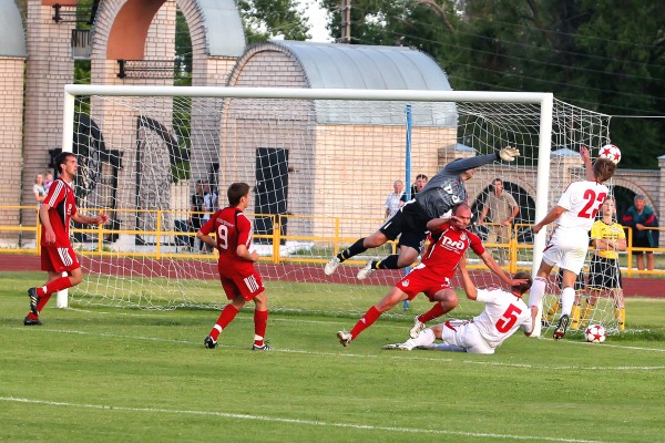 "Локомотив" Лск - "Губкин" - 1:0