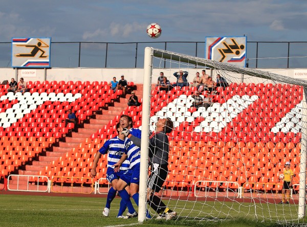 "Локомотив" – "Сокол" – 0:0