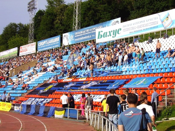 "ДНЕПР" – "САТУРН-2": Гостевой сектор