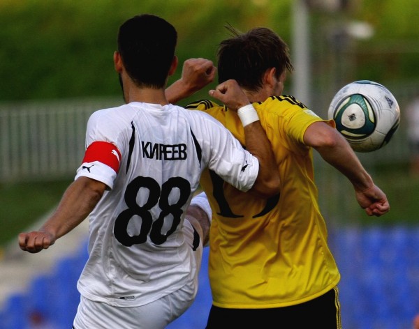 "Волга" Ульяновск – "Уфа" – 0:0  