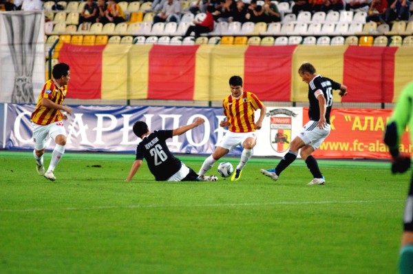 "Алания" - "Торпедо" Вл – 1:0  