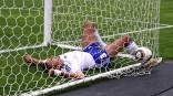 Хозяева вспомнили, что они играют дома