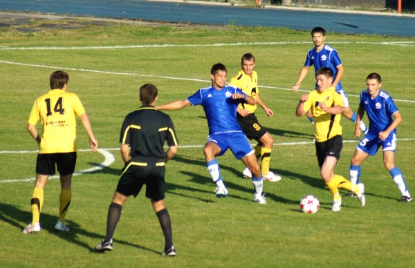 "Динамо" Брнл - "Амур-2010" - 0:0
