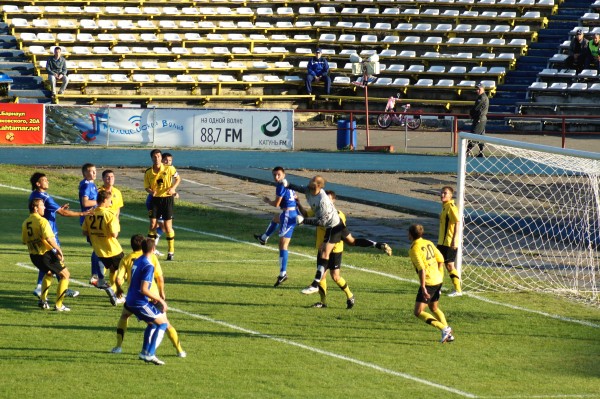 "Динамо" Брнл - "Амур-2010" - 0:0