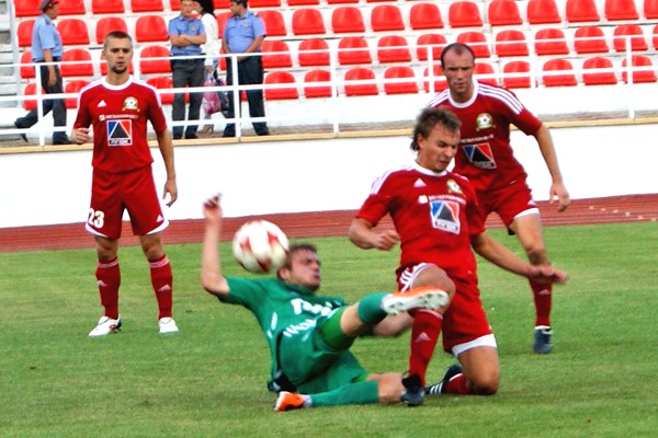 "Губкин" - "Локомотив" - 2:1