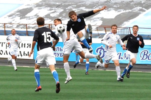 Динамо Вг - Волга - 0:0
