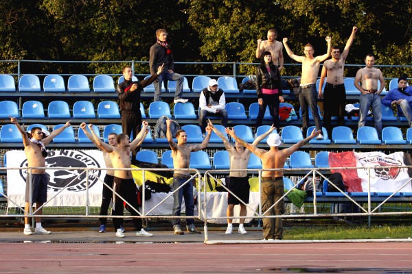 "КАРЕЛИЯ" – "ТЕКСТИЛЬЩИК": Гостевой сектор