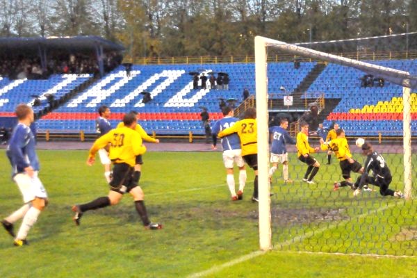 Шексна - Динамо Вг - 0:0