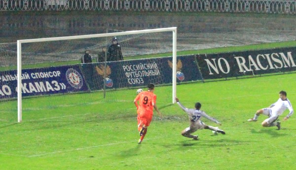 "КАМАЗ" – "Урал" – 0:1