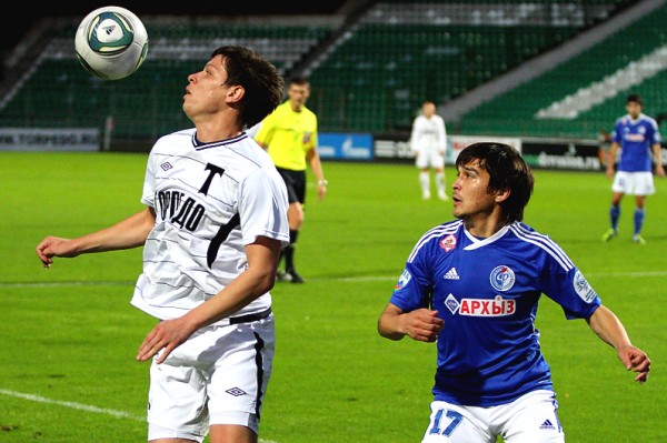 "Торпедо" М – "Факел" – 2:0