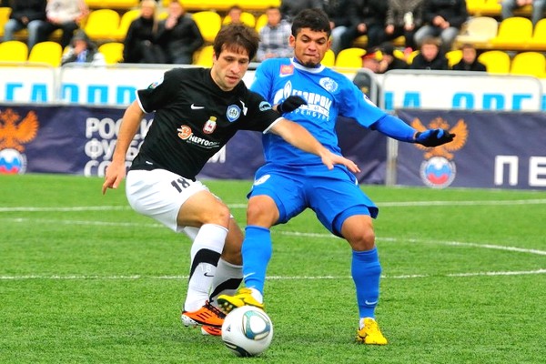 "Газовик" - "Нижний Новгород" - 0:2