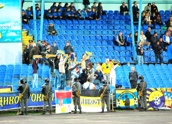 "БАЛТИКА" – "ЛУЧ-ЭНЕРГИЯ": приветствие команд 