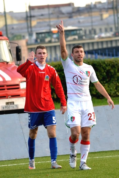 Карелия - Локомотив-2 - 0:2
