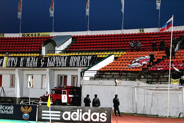 "ТОРПЕДО" ВЛ – "ТОРПЕДО" М: баннера хозяев