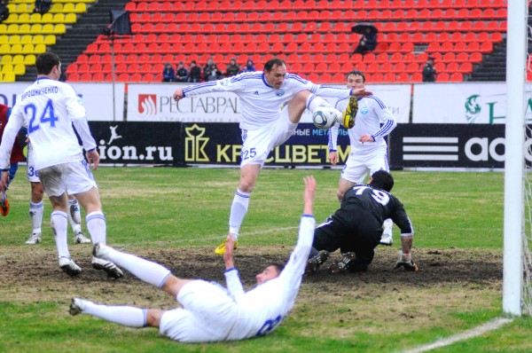"Енисей" – "Черноморец" – 2:1