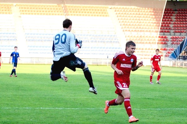 Сатурн-Петротрест - 2:3