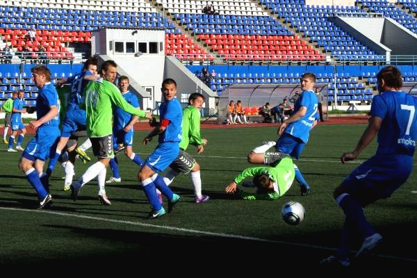 Карелия - Волга - 2:1