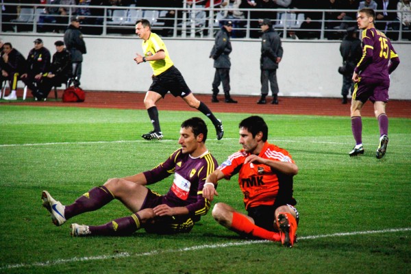 Урал - Анжи - 0:0