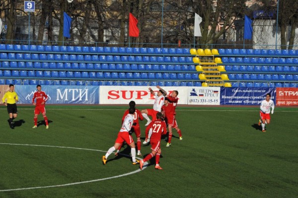 "Петротрест" – "Спартак-Нальчик" – 0:2
