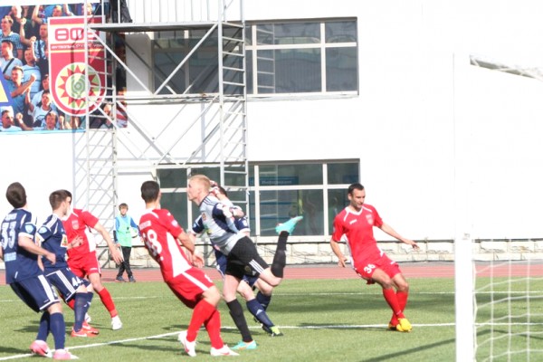 "Уфа" – "Металлург-Кузбасс" – 2:0