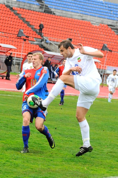 "Енисей" – "Нефтехимик " – 2:2