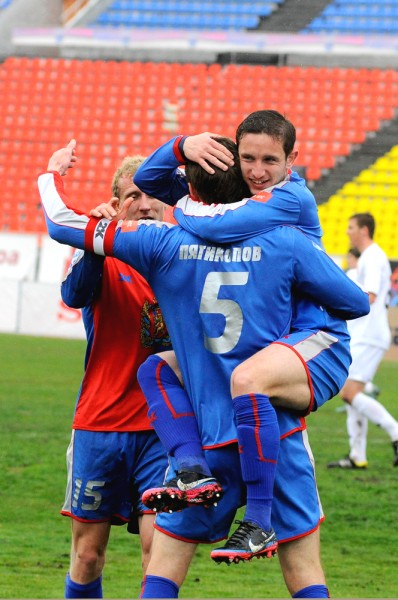 "Енисей" – "Нефтехимик " – 2:2