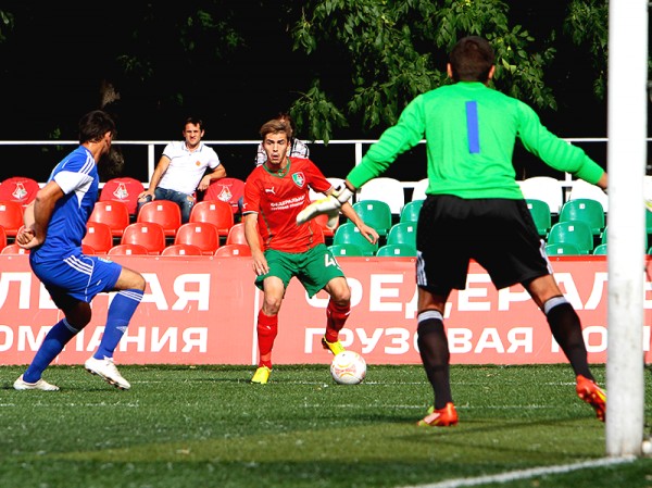 "Локомотив-2" – "Волга" – 0:0