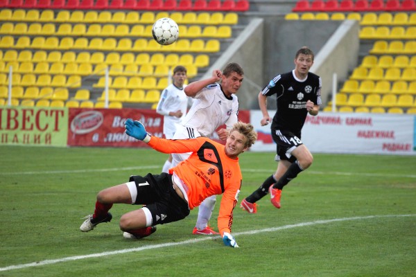 "Салют" – "Химик" – 0:0