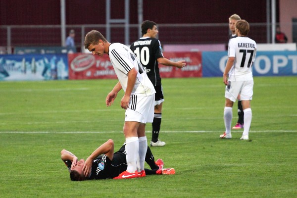 "Салют" – "Химик" – 0:0