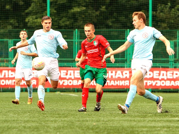 "Локомотив-2" – "Знамя Труда" – 4:0