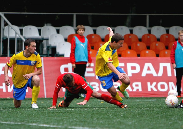 "Локомотив-2" – "Строгино" – 2:2