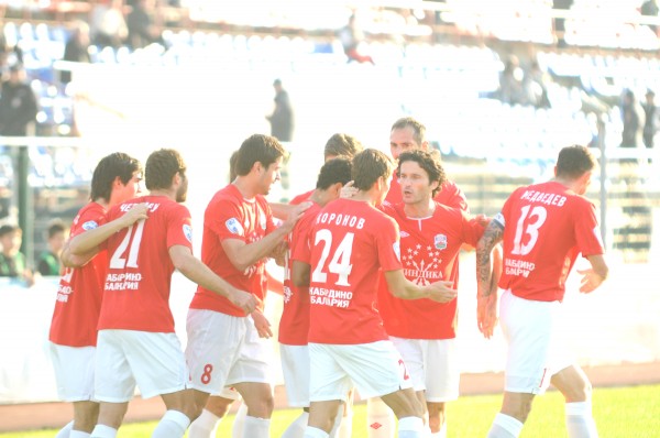 "Спартак - Нальчик"– "Динамо"СПб – 3:0