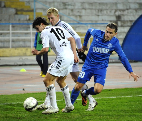 "Ротор" - "Химик" - 2:0