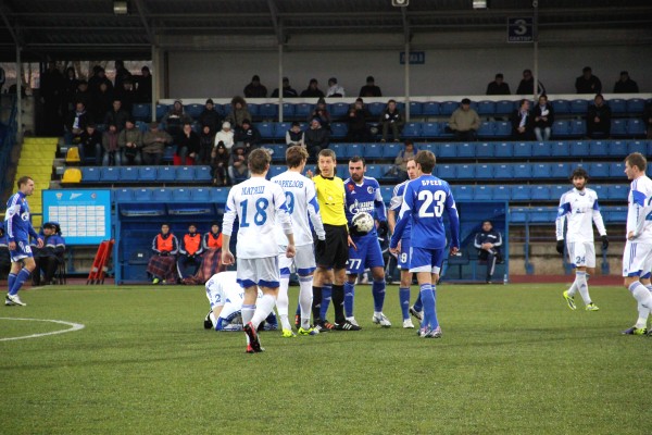 "Динамо" СПб – "Газовик" – 0:1