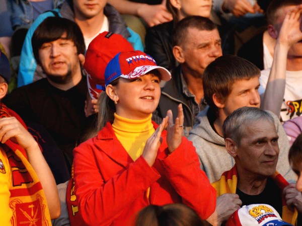 Болельщица тура