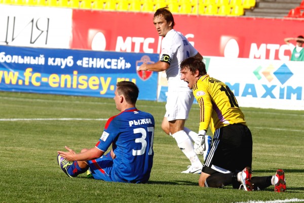 "Енисей" – "Сокол" – 1:2