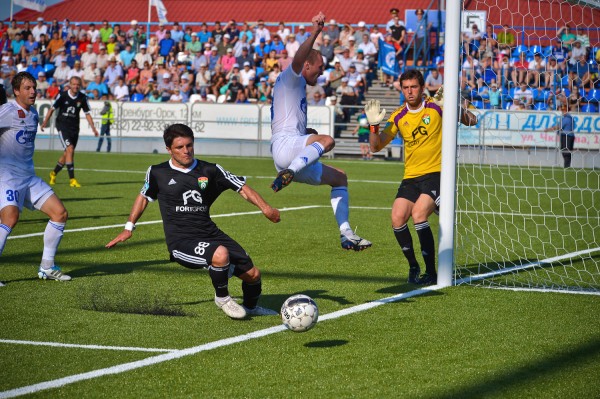 "Газовик" – "Тосно" – 2:2
