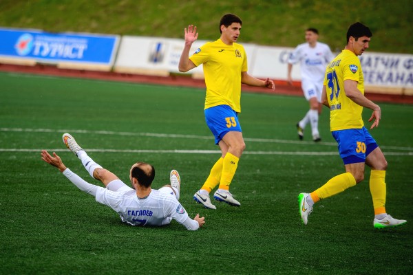 "Сахалин" - "Луч-Энергия" - 2:1