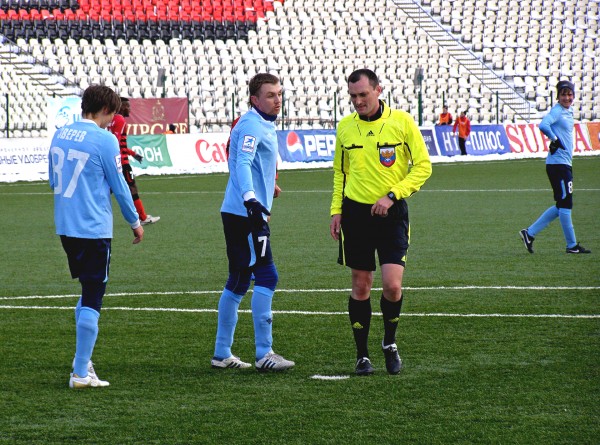 Амкар-мол. – Крылья советов-мол. – 2:1