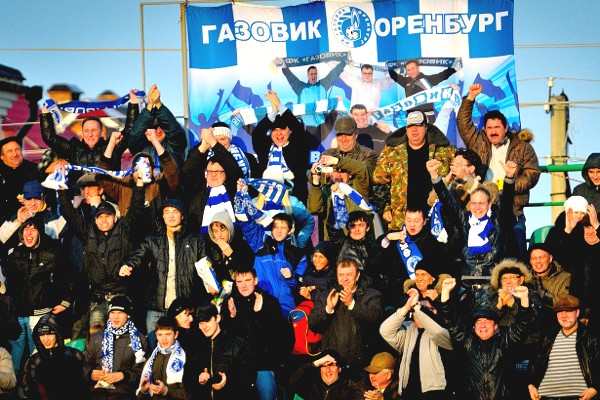Газовик — Черноморец