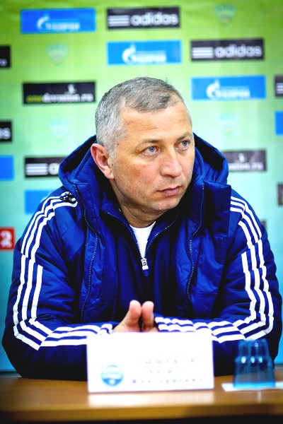 Газовик — Черноморец