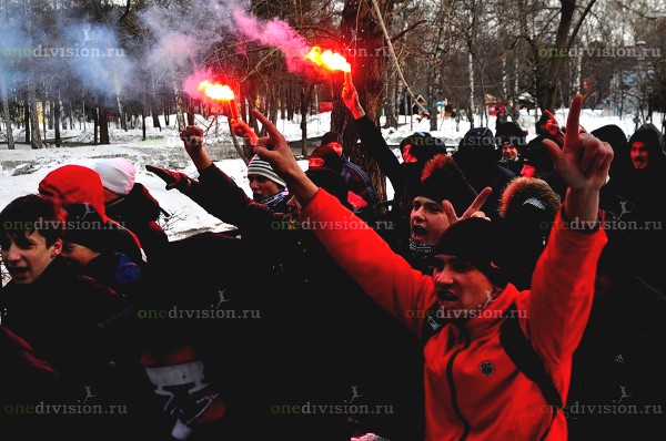 Сибирь - Торпедо: Проход фанатов Сибири